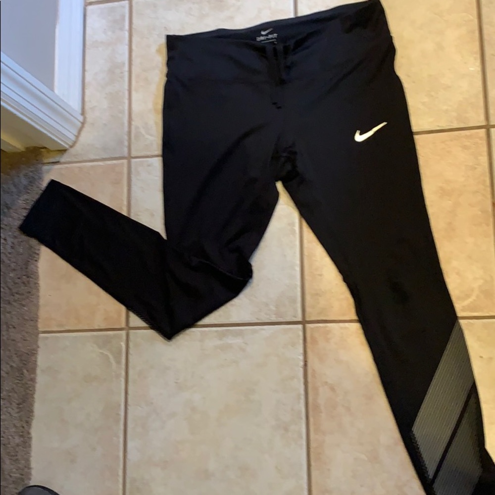 Nike leggings